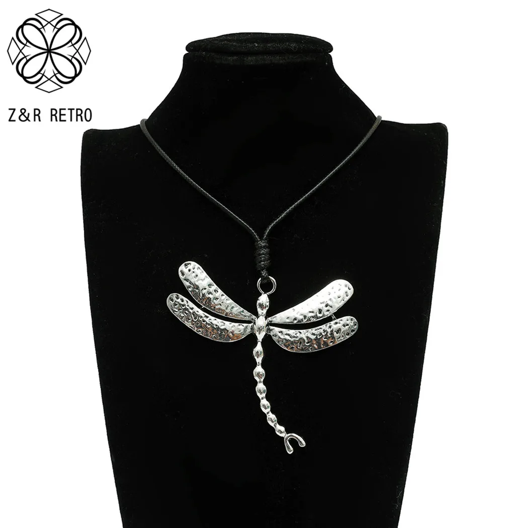 Steampunk Accessoires HOWAF Ensemble Accessoires Steampunk Complet - Collier, Nœud Papillon, Lunettes Et Bague Style Rétro Gothique Cosplay Rétro Mécanique