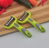 Portable Fruit and Vegetable Peeler, Stainless Steel Blades for Easy Cleaning, Efficient Kitchen Processing Tool 3