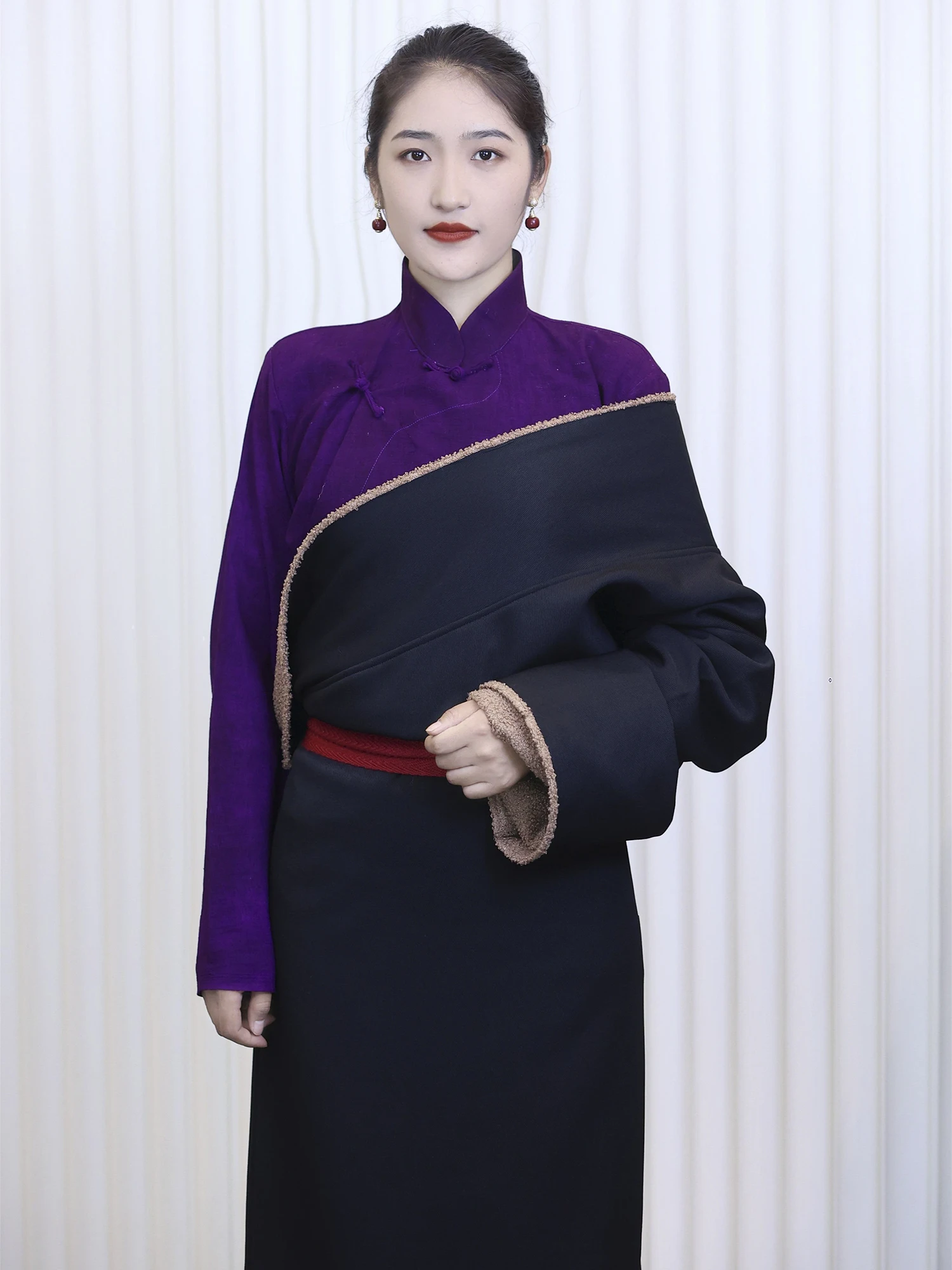 

Black Chinese Style Tibetan Clothing for Women Autumn and Winter New Fleece-Lined Fur-Lined Tibet Lhasa Daily Thickened Robe