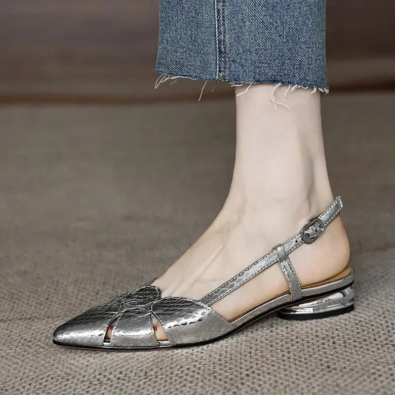 

Босоножки Baotou женские на низком каблуке, с вырезами, модные сандалии с пряжкой, цвет золотистый/серебристый, лето 2024