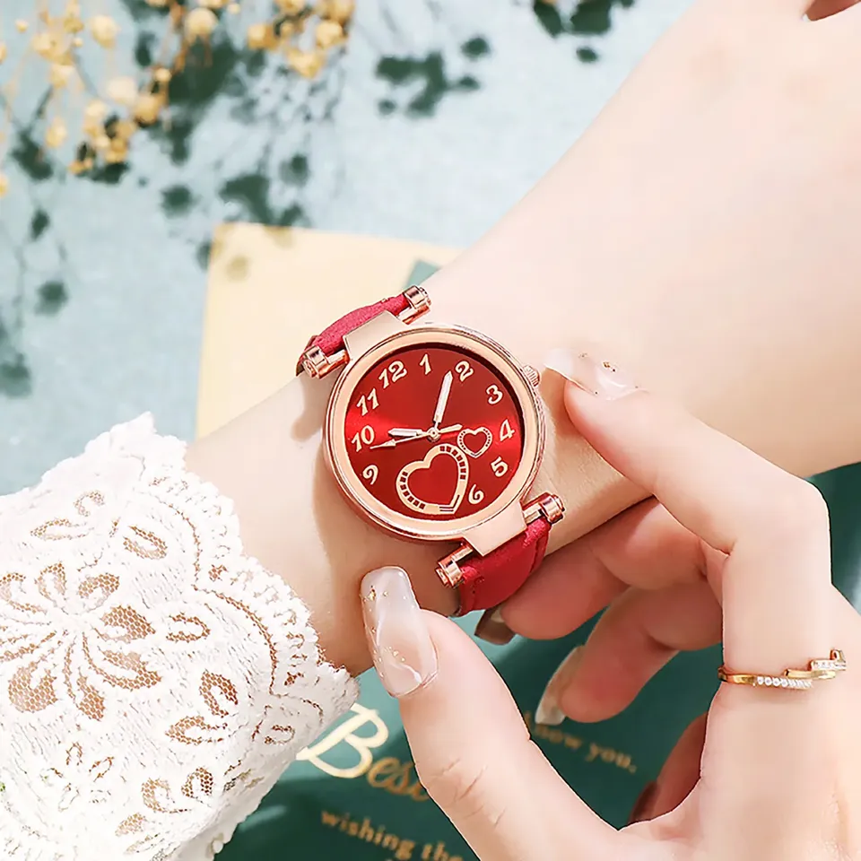 Women's Watches Love Luxury Fashion Ladies Watch Leather Watch Women Female Quartz Wristwatches Montre Femme Relogio Feminino