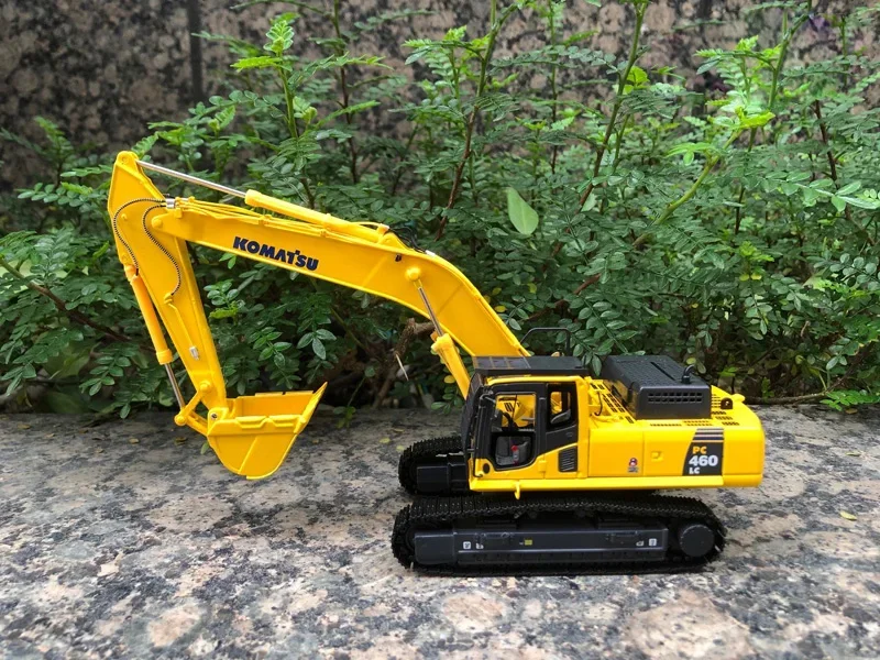 KOMATSU PC520LC-11M0 PC30MR5 Excavator Diecast Model Construction