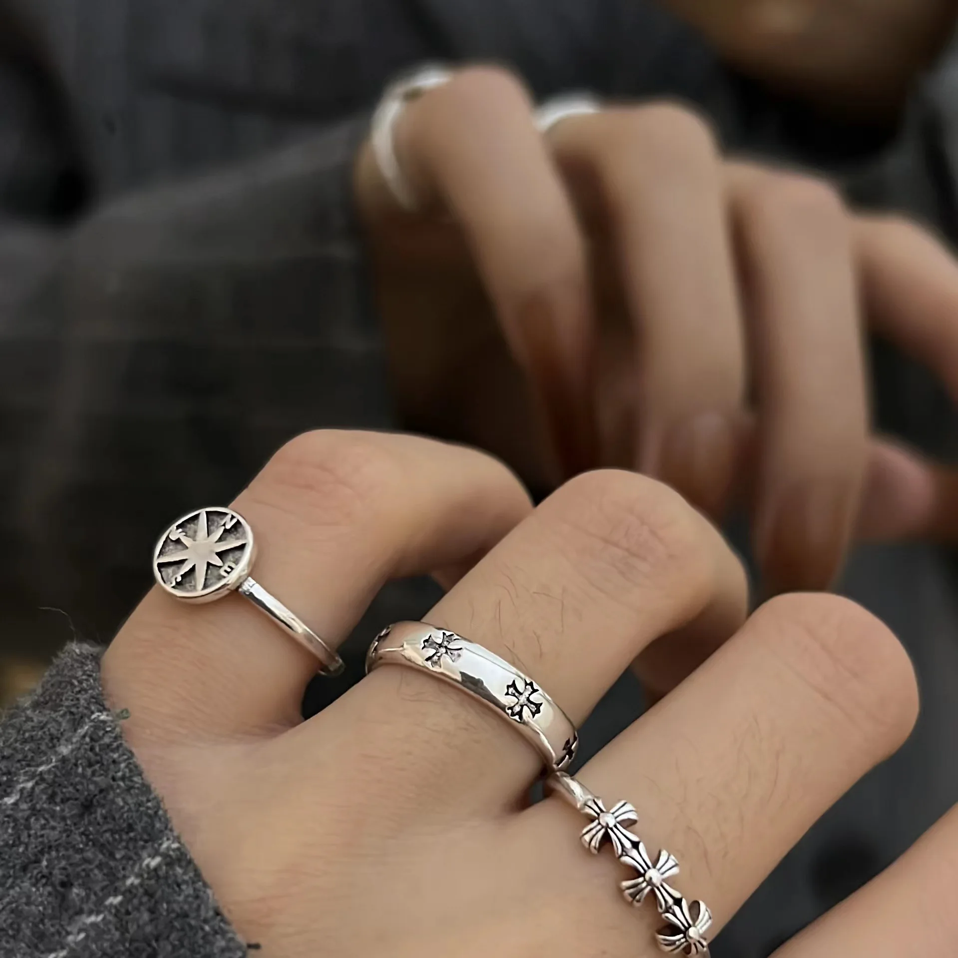 Cross Female European and American Style Special-Interest Design Ring Simple reels