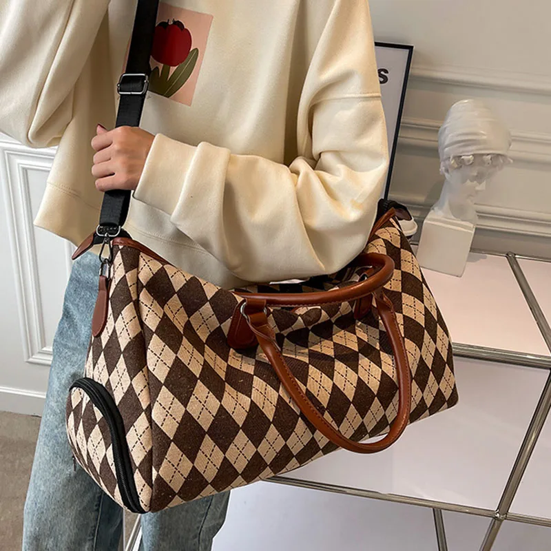 

Fashion Diamond Checkered Large Capacity Storage Shoulder Crossbody Bag Dry Wet Separation Travel Handbag Leisure Fitness Bag