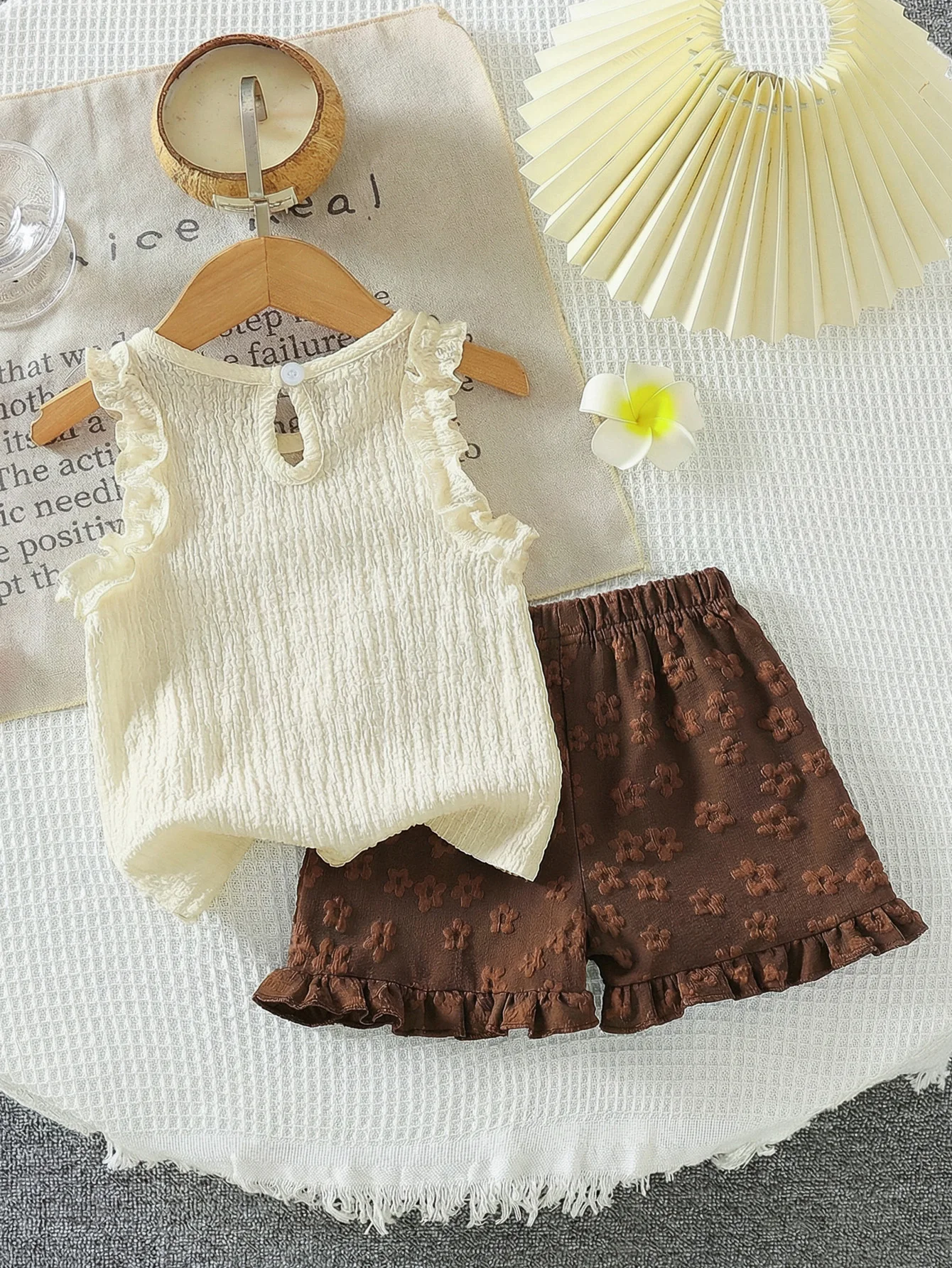 Floral Print Shorts Two-Piece Set S76fcf0ad0f1245f7bbfe5d1d75a8b4c9z