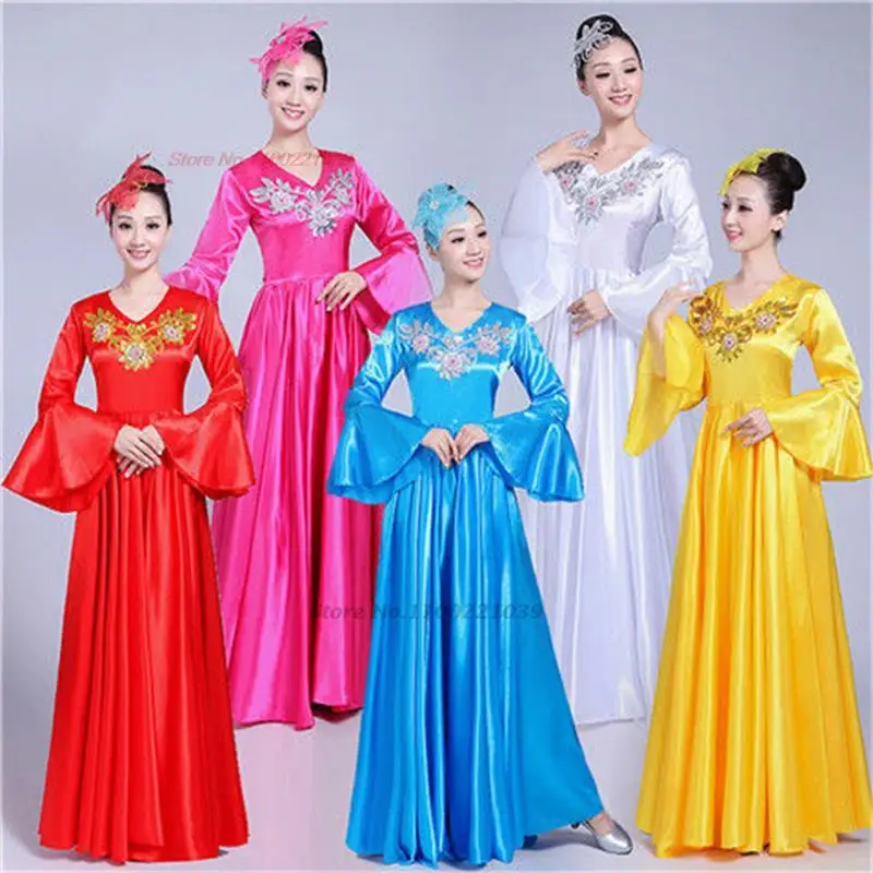 

2024 chinese vintage dress hanfu national flower embroidery v-neck chorus dress stage performance banquet evening dress vestido