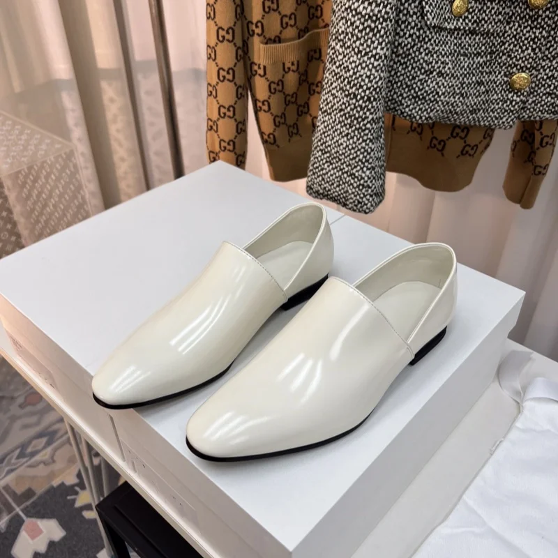 Simple genuine leather solid color loafers for women, retro casual small leather shoes, flat sole single shoes, half slippers