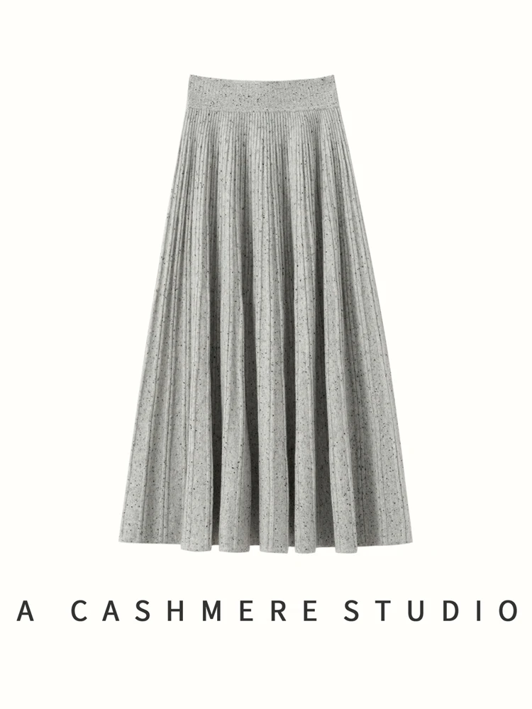 Chic Cashmere Skirt - Lifestyle 17