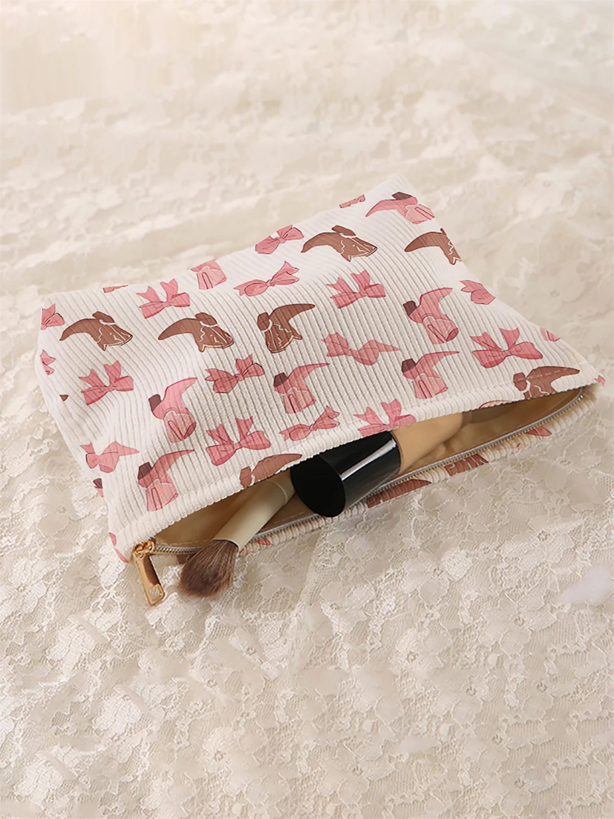 1, butterfly knot and boot patterned corduroy makeup bag, lightweight zipper makeup storage box, multifunctional bag with lining