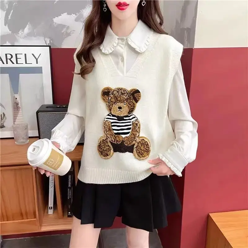 Spring and Autumn Knitted Cartoon Little Bear Vest Undercoat