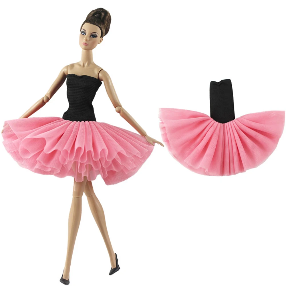 Elegant Lace Doll Outfit Collection - Fashionable Dresses and Accessories