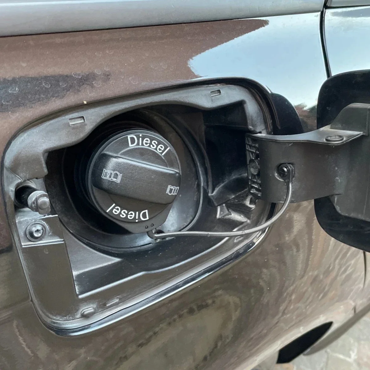 Tappo Serbatoio Compatibile con Vw Golf, Jetta Bora Polo A1 A2 A3 A4 A6 Passat Skoda Golf 3 4 5 6 Tappo Serbatoio Compatibile con Vw Golf, Jetta Bora Polo A1 A2 A3 A4 A6 Passat Skoda Golf 3 4 5 6