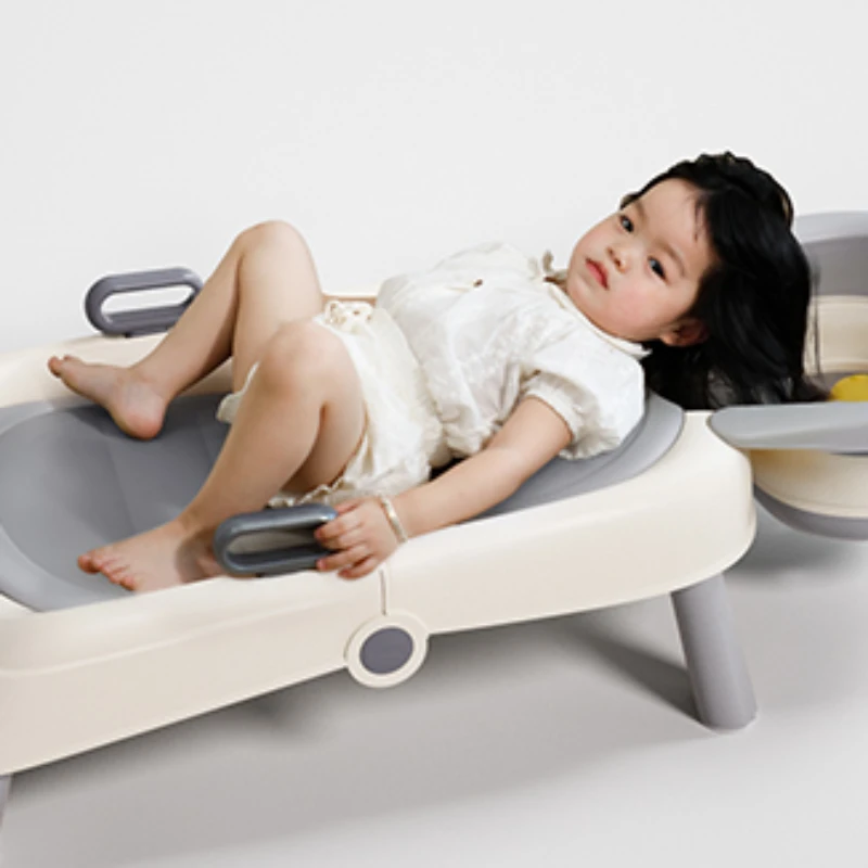 Рисунок 4 - Кресла-шампунь с откидывающейся спинкой для беременных