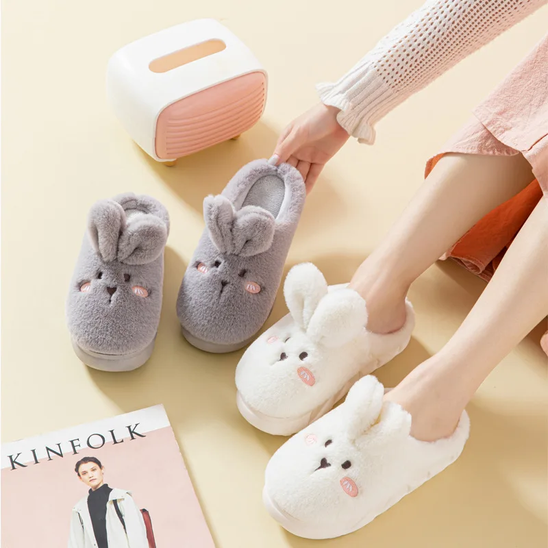 2022 Cute Plush Animal Slippers Women Lovely Bunny Rabbit Slides Indoor Bedroom Platform Slippers Fluffy Furry Soft Sole Shoes