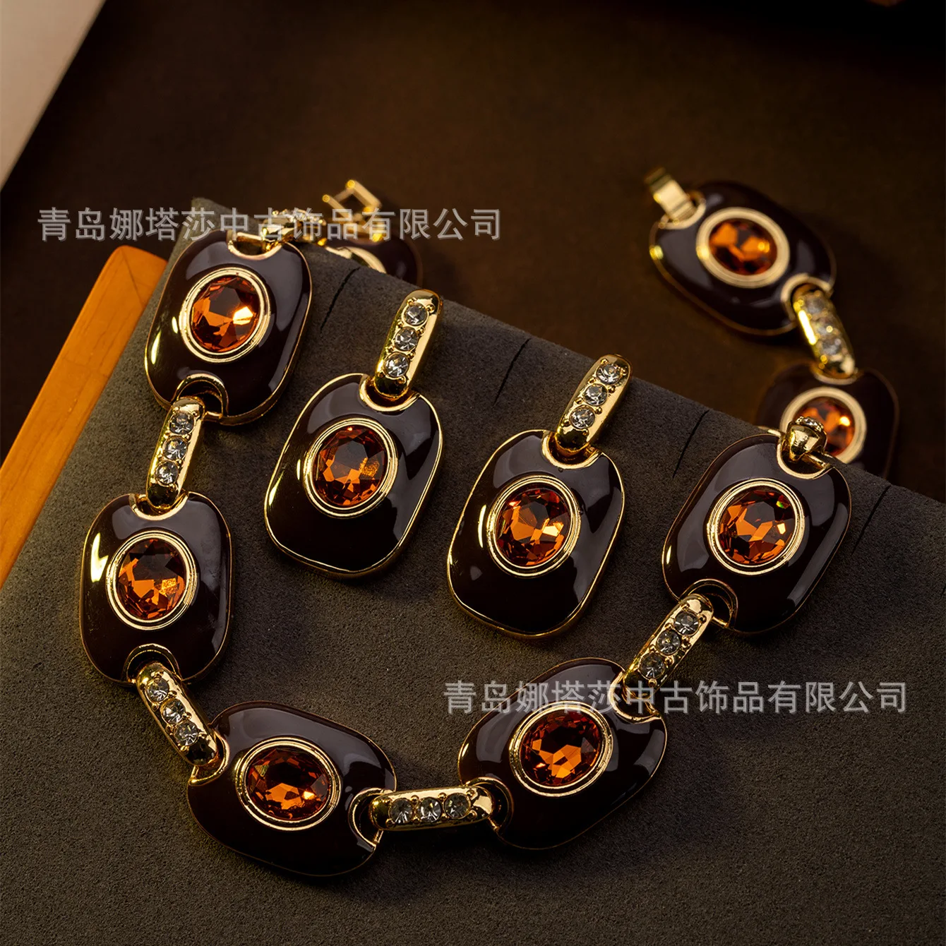 S77112a9540f04dee90b9292e4d07ba7dn Vintage Earrings High-end Western Melad Style Jewelry Set European and American Style Retro Fashion Earrings Necklace for Women Mallzona