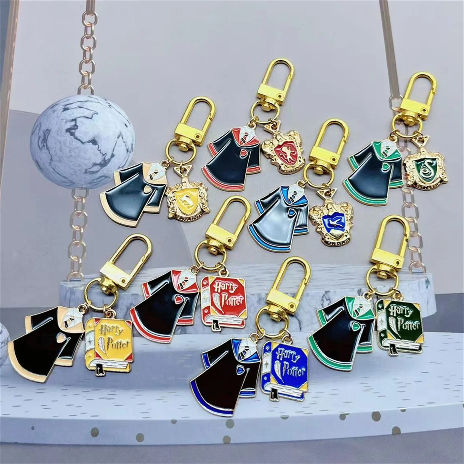 Harries Potters Portachiavi In Metallo Periferiche Cinematografiche Magic Academy Badge Logo Hogwarts Gryffindor Modello Decorazione Ciondolo Regali