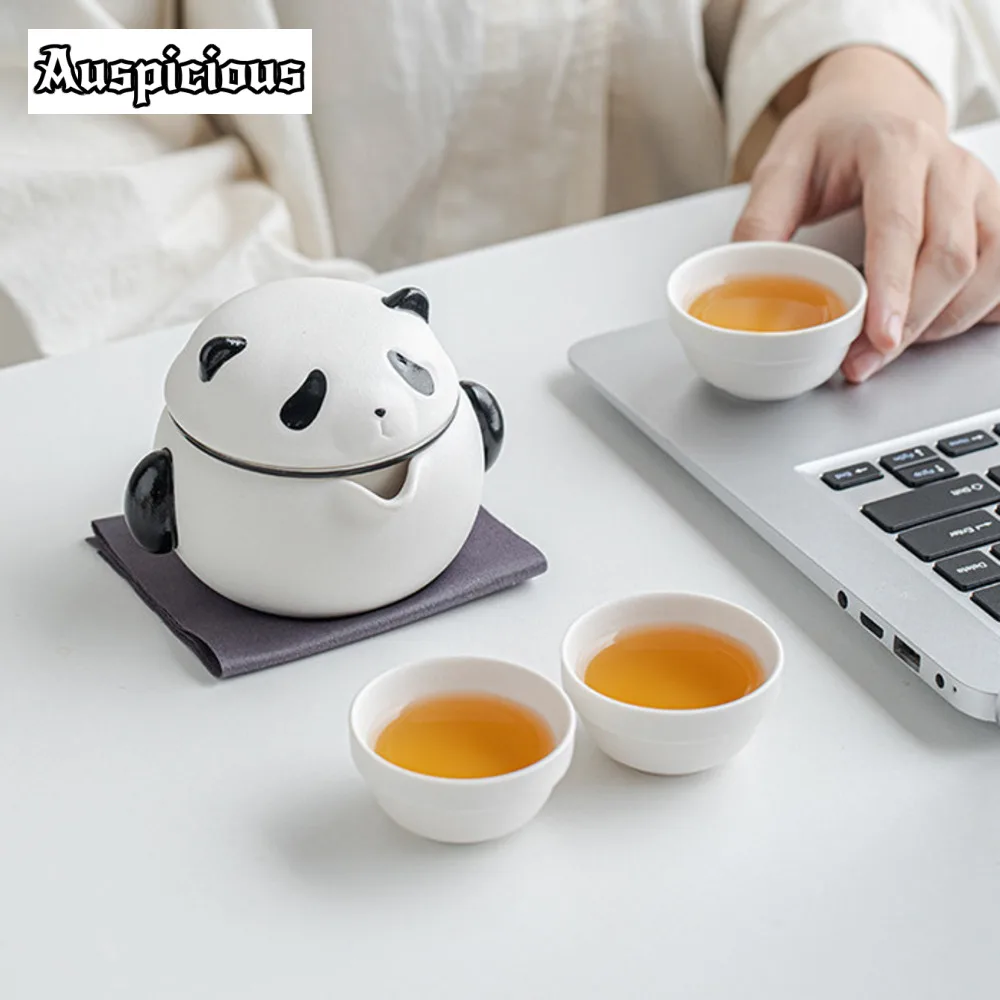 Portable Panda Tea Set with Leather Bag - طقم شاي...