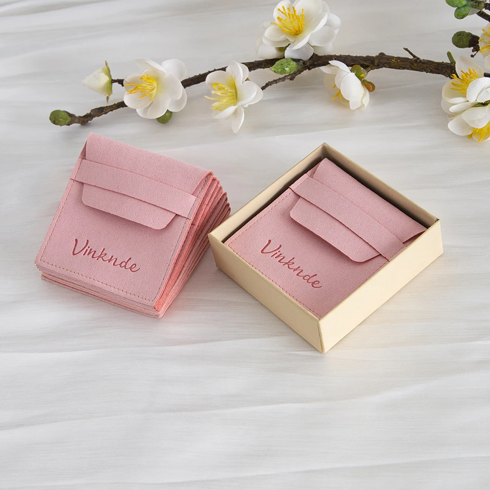 100Pcs 10x10cm 마이크로 화이버 핑크 봉투 포켓 비쥬 쥬얼리 컨테이너 선물 목걸이 포장 파우치 맞춤형 로고