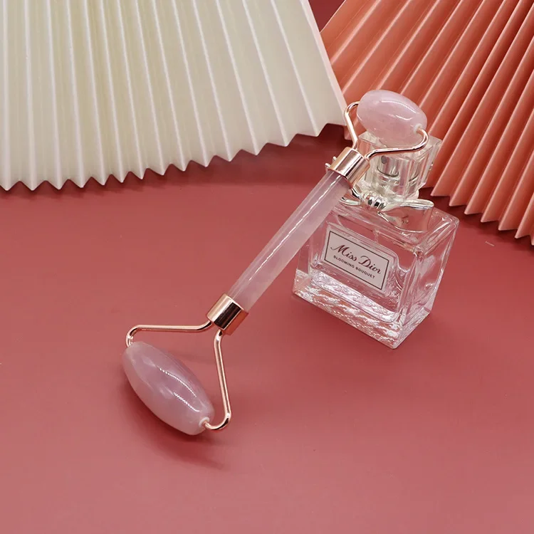 Рисунок 6 - Массажер гуаша нефритовый с натуральным