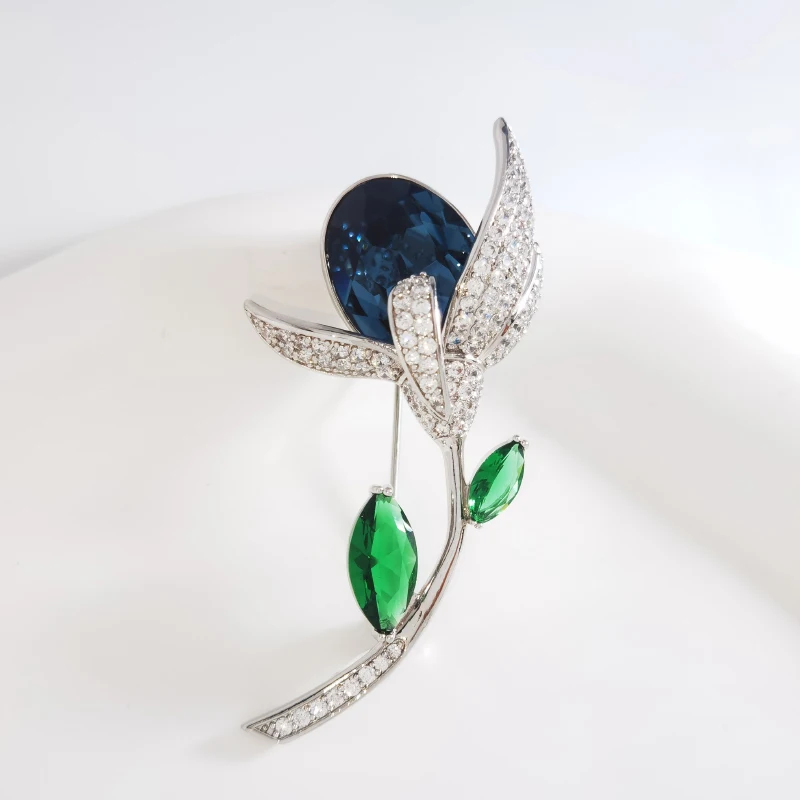 

Роскошные Броши в форме цветка, сделанные из Австрия, для невесты, свадебной вечеринки, новая трендовая брошь для одежды, Рождественская бижутерия, подарок