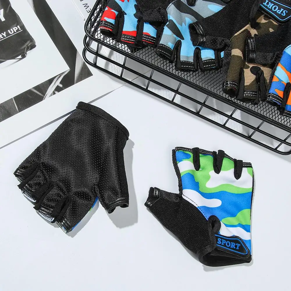 Description Picture 6 of itemChildren Cycling Gloves Half Finger Bicycle Gloves High Elastic Non-slip Bike Gloves Camouflage Bike Gloves Riding Mittens
