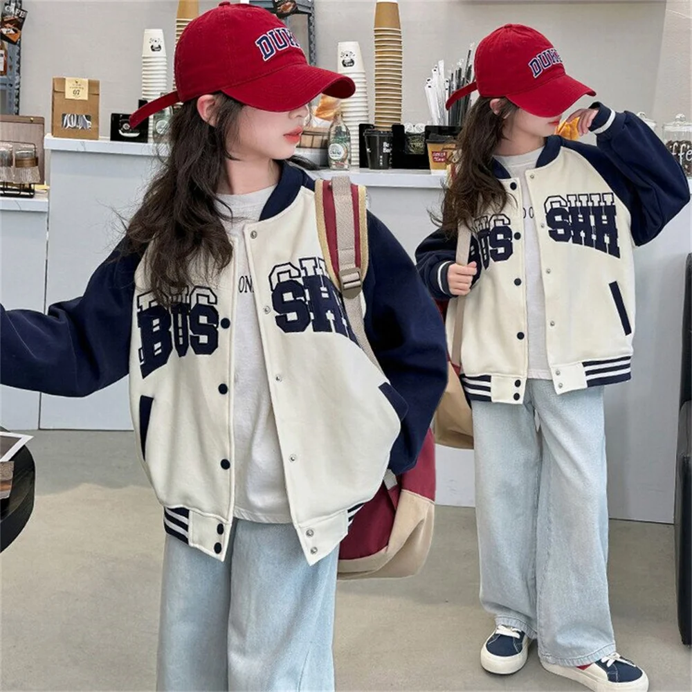 

23059 бейсбольная куртка с вышивкой надписью, весеннее пальто в Корейском стиле для девочек, куртка для девочек, версия повседневной бейсбольной куртки