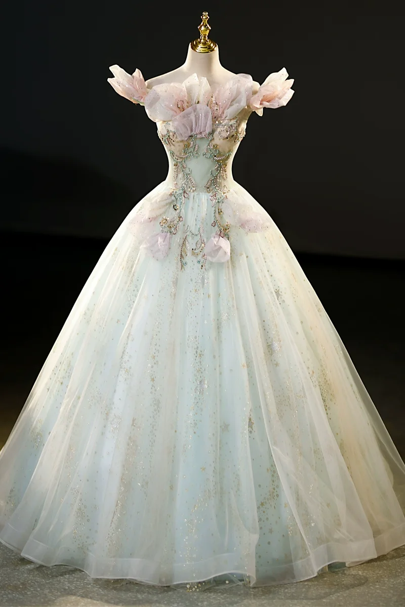 Southern Belle Dress: The Real Experience of Wearing a Rococo-Inspired Ball  Gown for Historical Reenactments and Themed Events, image size:800x1200