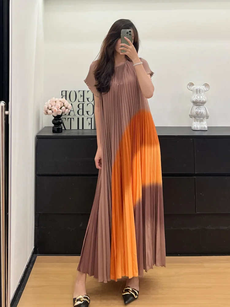 LANMREM Colorblock Spliced Pleated Women's Dress 2025 New High-End Design Elegant Temperament Short Sleeve Dresses Chic 2DB3574 - Image 3