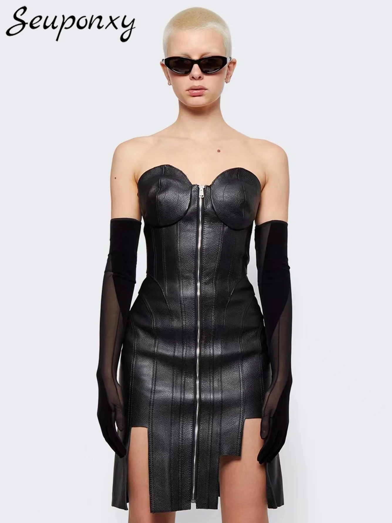 

Женское платье из ПУ кожи, без бретелек, с открытой спиной