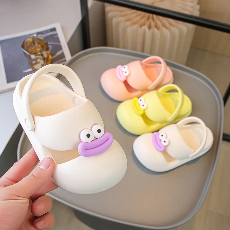 

Children's Slippers Summer Cartoon Cute Beach Sandals Soft Sole Anti Slip Girls Shoes Indoor Breathable Flip Flops Home Slippers