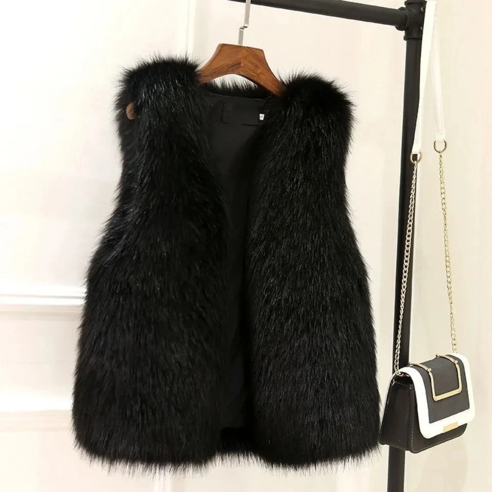 Womens Fur Vest New Female Waistcoat Faux Fox Fur Overcoat Winter Jackets Large Size Thickened Warm Sleeveless Outwear Top 2