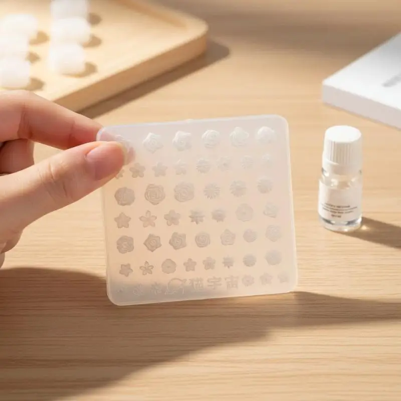 장미 패턴이 있는 실리콘 3D 미니 꽃 몰드, 붙지 않고 쉽게 분리되는 디자인, DIY 네일 아트 조각 실리콘 템플릿에 적합