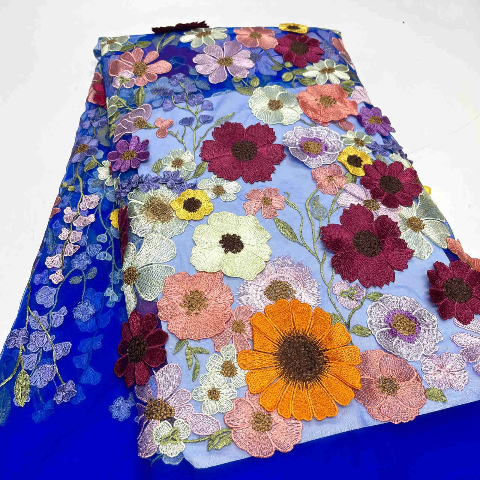 

3D Flowers Fabric Blue French Mesh Net Embroidery Lace Fabric 2024 High Quality Luxury African Lace Fabric For Wedding Dresses