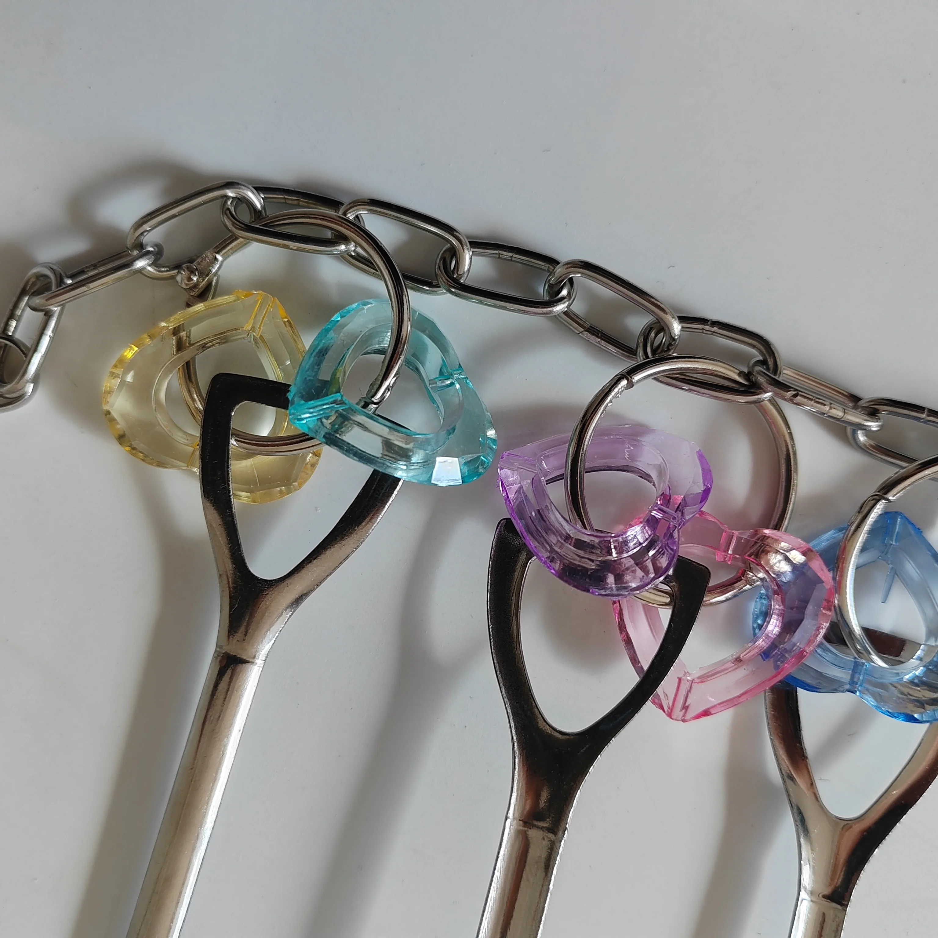 Bird Colorful Acrylic Chew Toy Parrots Stainless Steel Scoop Toys Mini Macaws African Greys Cockatoos Cage Accessories