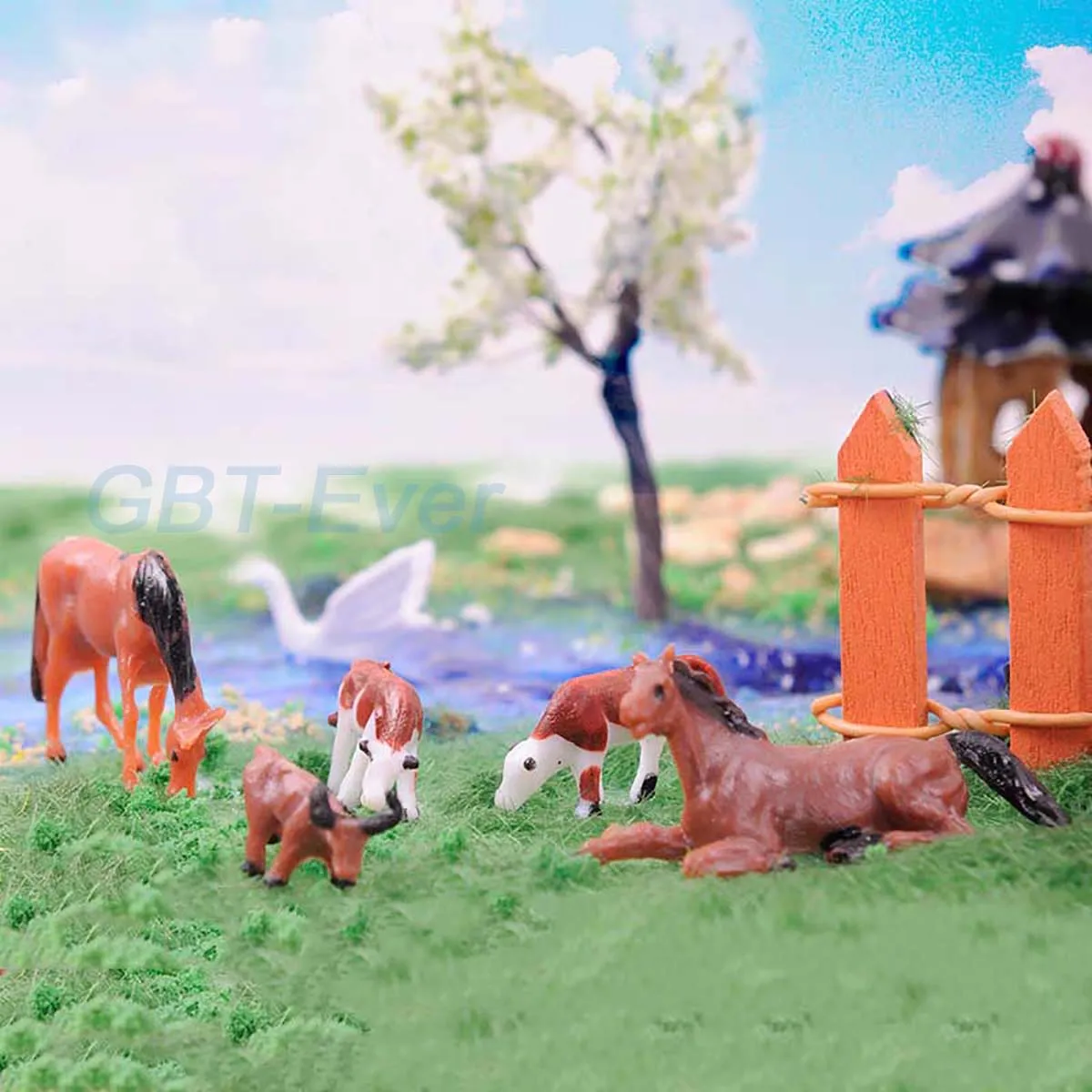 

5Pcs Miniature Animal Models White/Colorful Horse Sheep Cattle Plastic Model Toy Figures Micro Landscape Decor