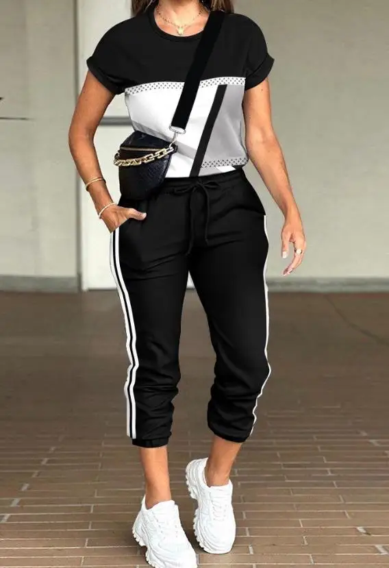 

Woman Fashion Outfits Sets Women's Two Piece Suit New Summer Geometric Print Top & Striped Drawstring Pants Set for Women