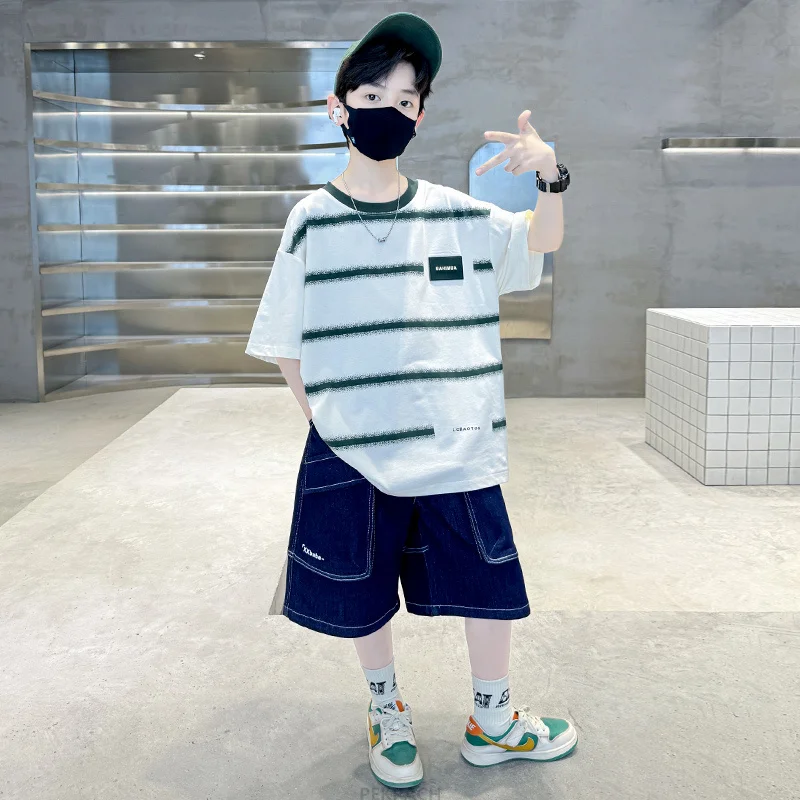 Set di abbigliamento estivo per bambini per ragazzi Tuta sportiva casual Bambini Adolescente Abiti in cotone Tuta a maniche corte a righe Costume di lusso - immagine 6