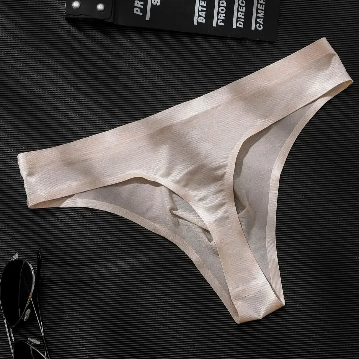 2 Pieces Men's Sexy Sports Fitness Letter Thin Transparent Buttocks Ice Silk Low Waist Non-marking Triangle Single Thong