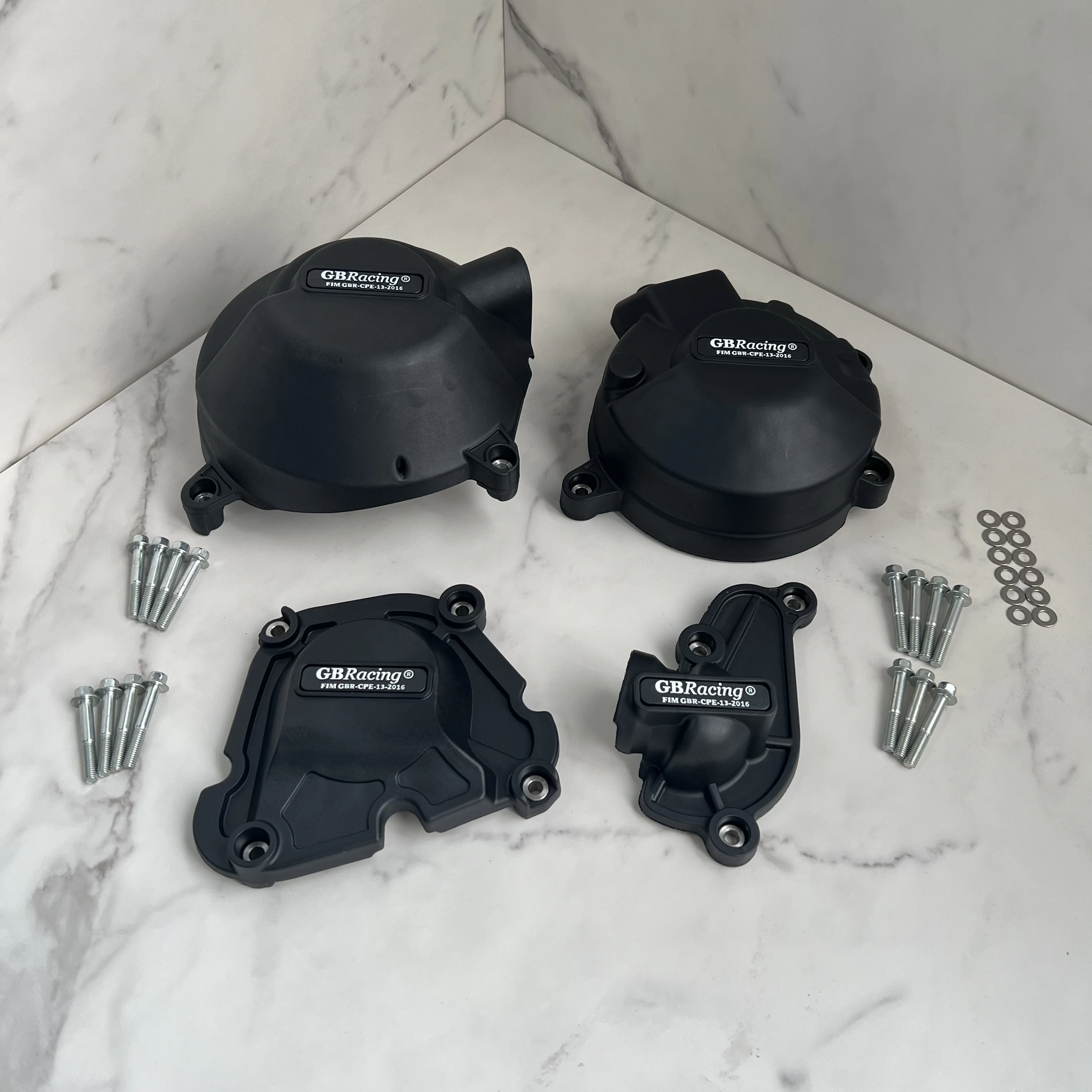 Engine Cover Protector Case carbon-look For Yamaha MT-09 FZ-09 TRACER SCRAMBLER XSR900 Motorcycles
