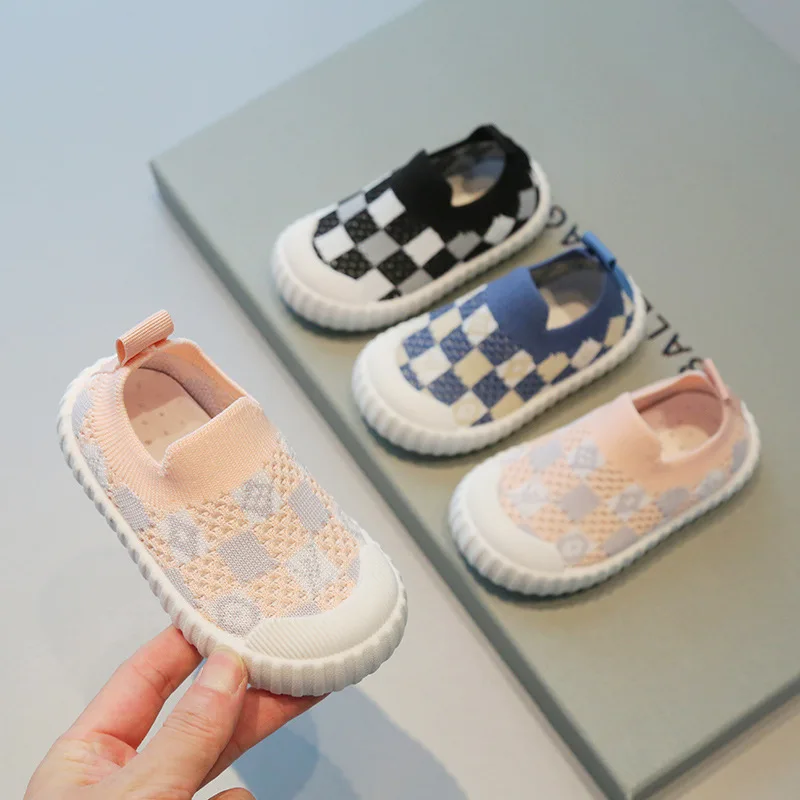 

2024 Spring and Autumn New Children's Net Shoes Sports Shoes Baby Toddler Soft Sole Anti-Slip Cartoon Flying Woven Shoes