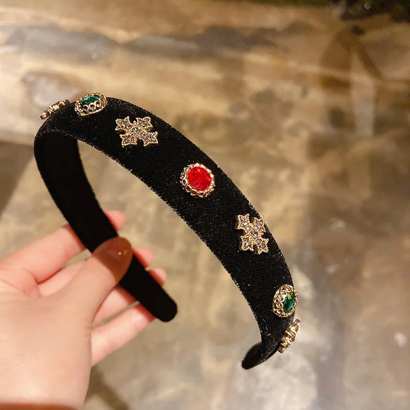 Korea Vintage Black Velvet Headband for Women 2023 Retro Red Color Crystal Round Star Geometric Velour Hairband Hair Accessories funko бутылка star wars retro millennium falcon