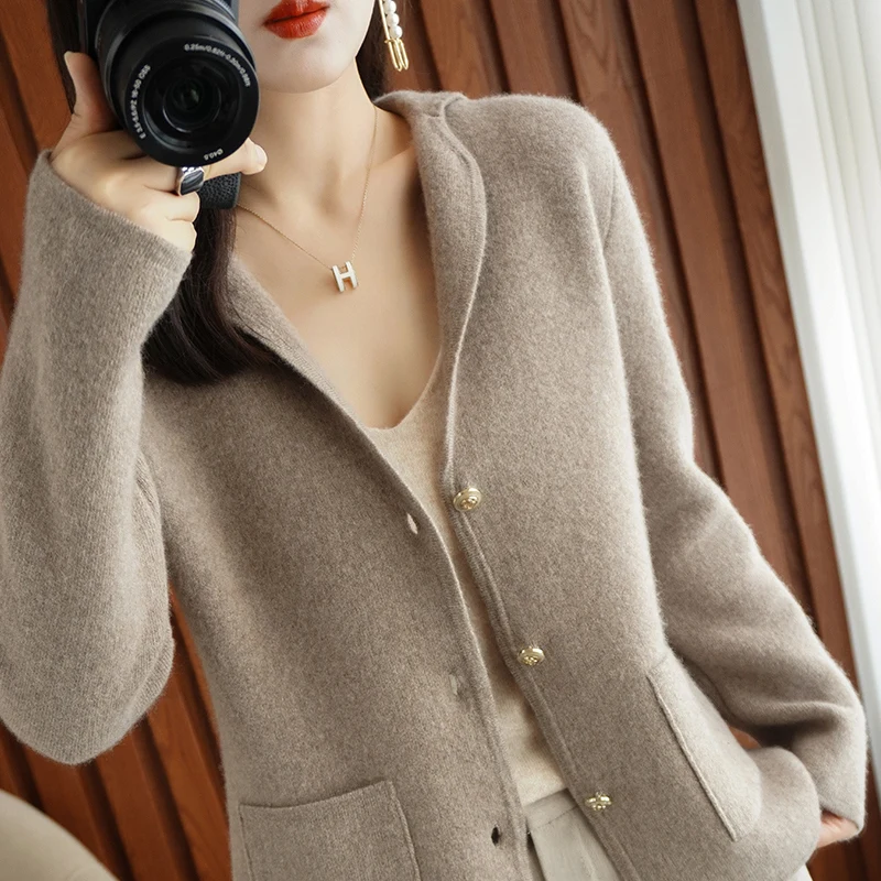 Autumn and winter new 100 pure wool knitted cardigan ladies lapel sweater solid color long sleeved