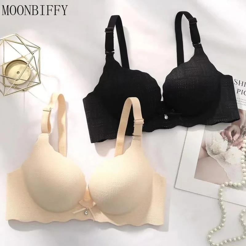 

Small Breasts Show Big Underwear Seamless Deep V Push Up No Steel Ring Flat Chest Bra Lingerie Thickened Push Up Bra Brassiere