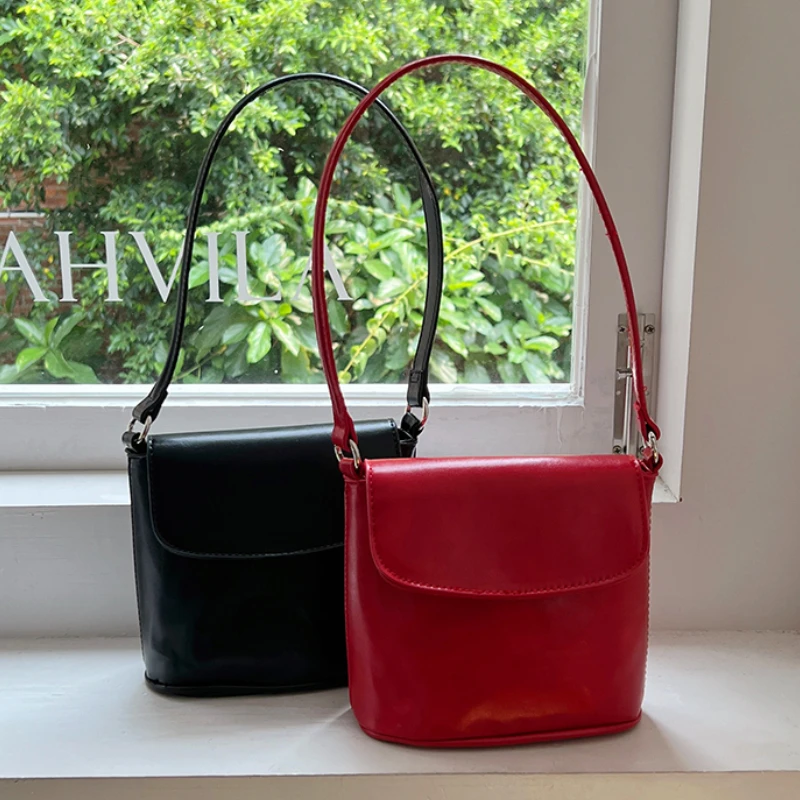

Women's Pu Leather Shoulder Messenger Bags Solid Color Ladies Crossbody Bucket Bag Fashion Simple Female Handbags Tote Purse