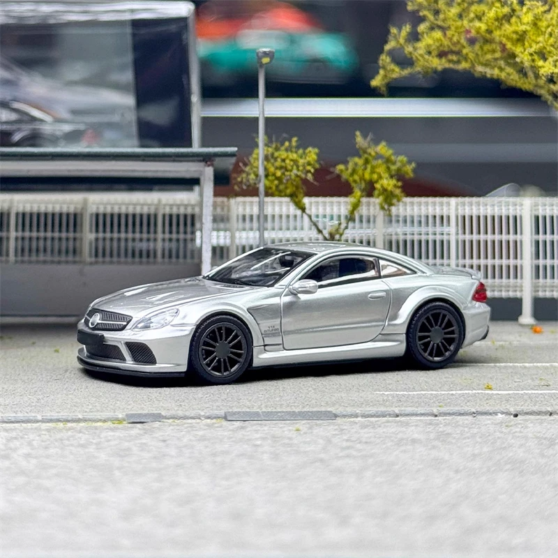 Gear Up Models/GUM 1:64 SL65 Black Series SL class 5 R230 2008 6.0L V12 Die-Cast Car Model Collection Miniature 