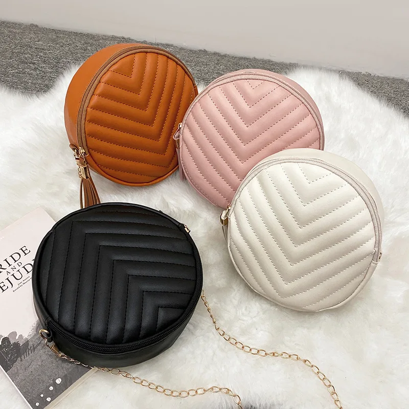 Women Round Crossbody Bag Tassel Circle Purse Chain Shoulder