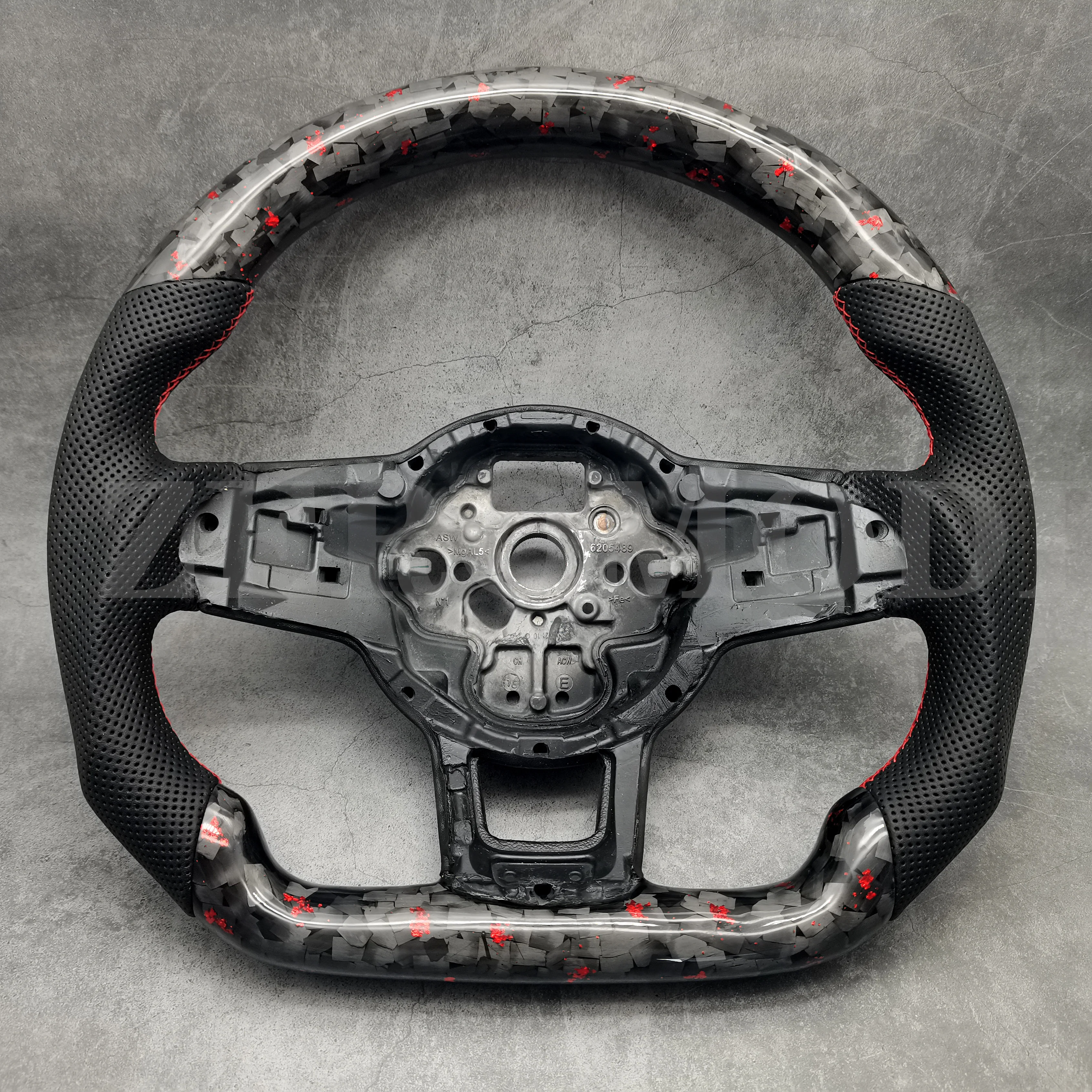 

Forging Carbon Fiber Steering Wheel For MK7.5 GTI R For Volkswagen Golf MK7 Steering Wheel Assembly