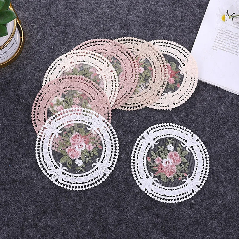 

12cm Vintage Lace Coaster Placemat Embroidery Craft Bowls Coffee Cups Coaster European Style Fabric Anti-scald Coaster Table Pad
