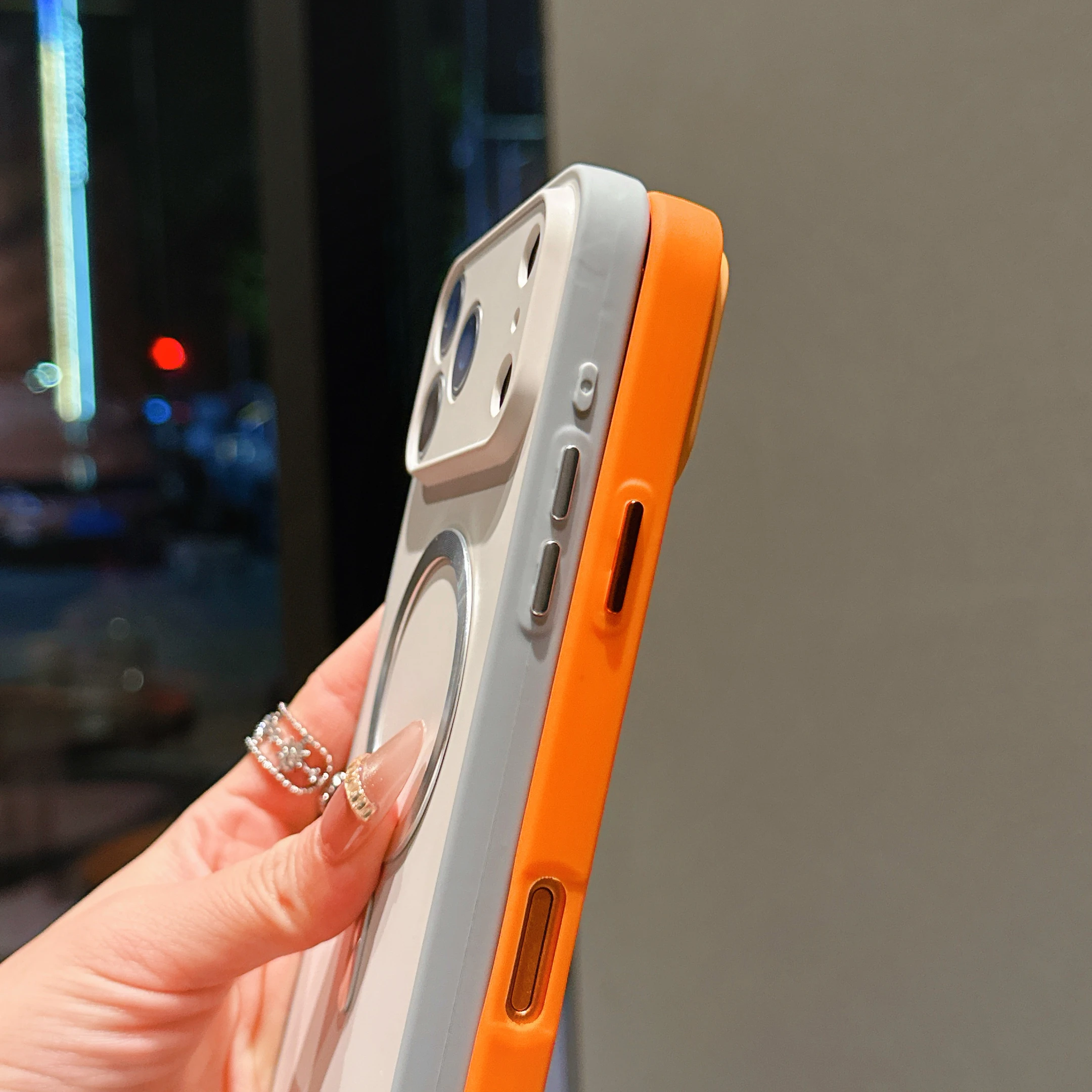 Magnetic Bumper Phone Case with Magsafe Compatibility and Luxurious Skin Feel