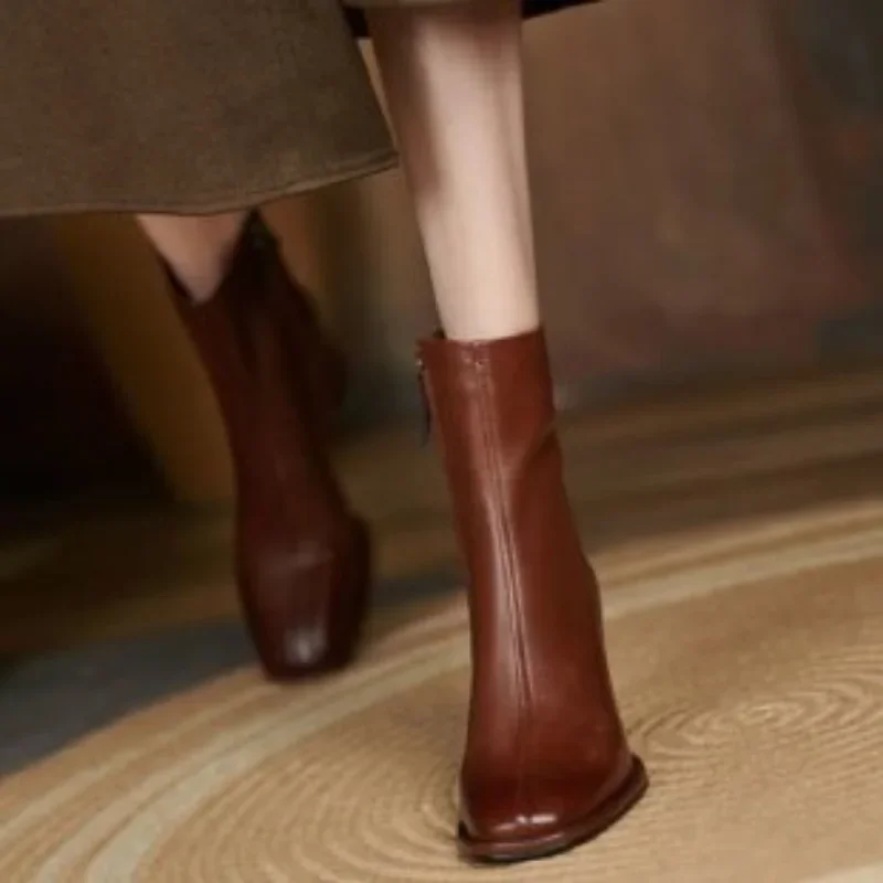 Autumn and Winter 2023 New Versatile Nude Boots Women's Thick Heel Side Zipper High Heel Simple Casual Square Short Boots Women